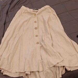 Zara Cream Maxi A-Line Skirt with Pleated High-Low Hem